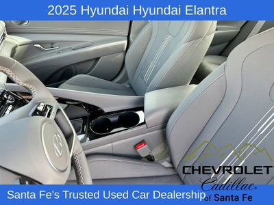 2025 Hyundai Elantra SEL Convenience