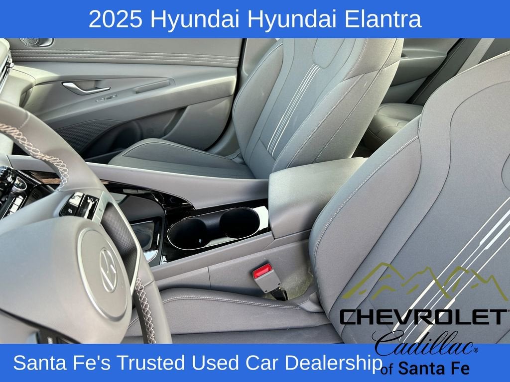 2025 Hyundai Elantra SEL Convenience